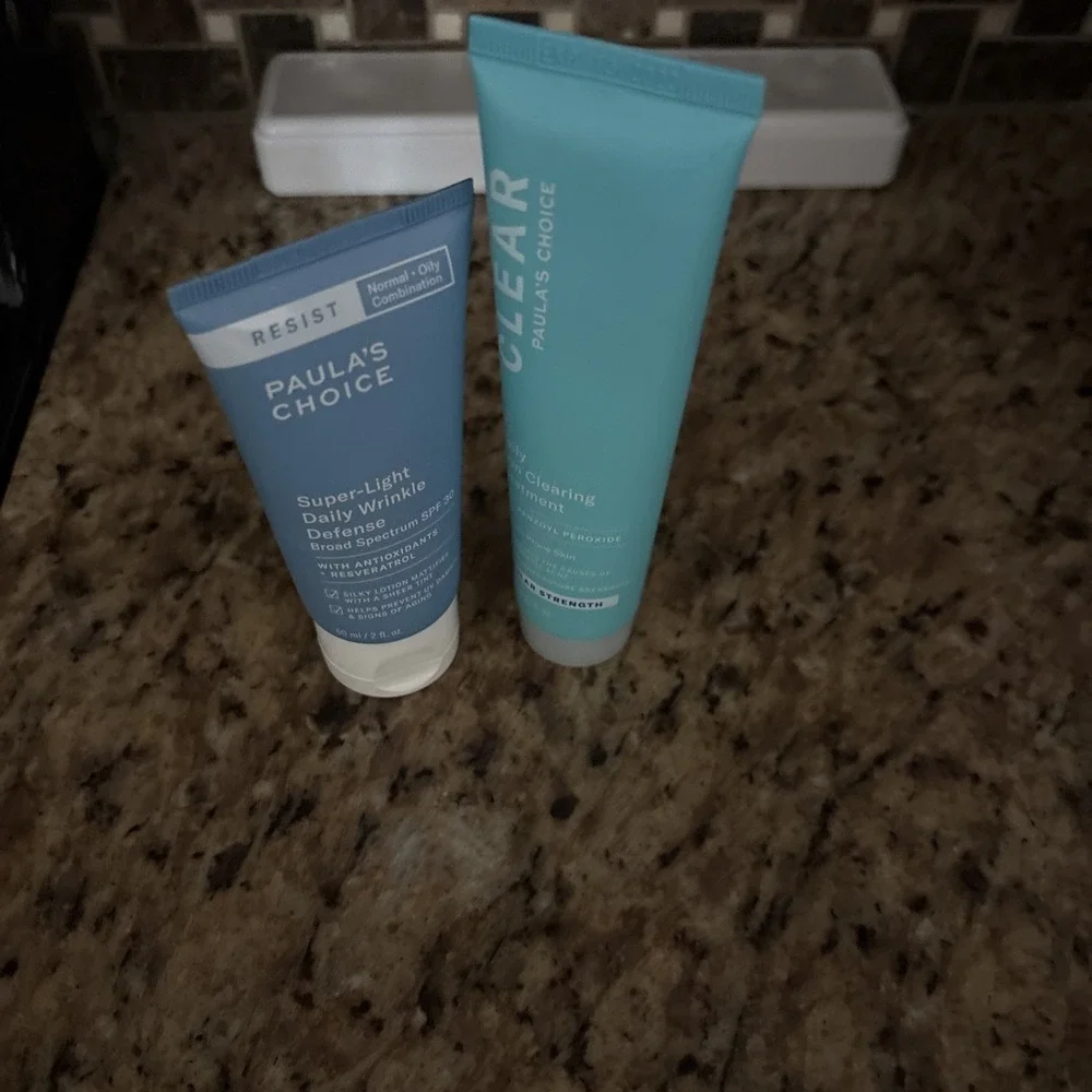 Paula's Choice Resist  Daily Wrinkle Defense + daily skin clearing 2.25 oz NWOB